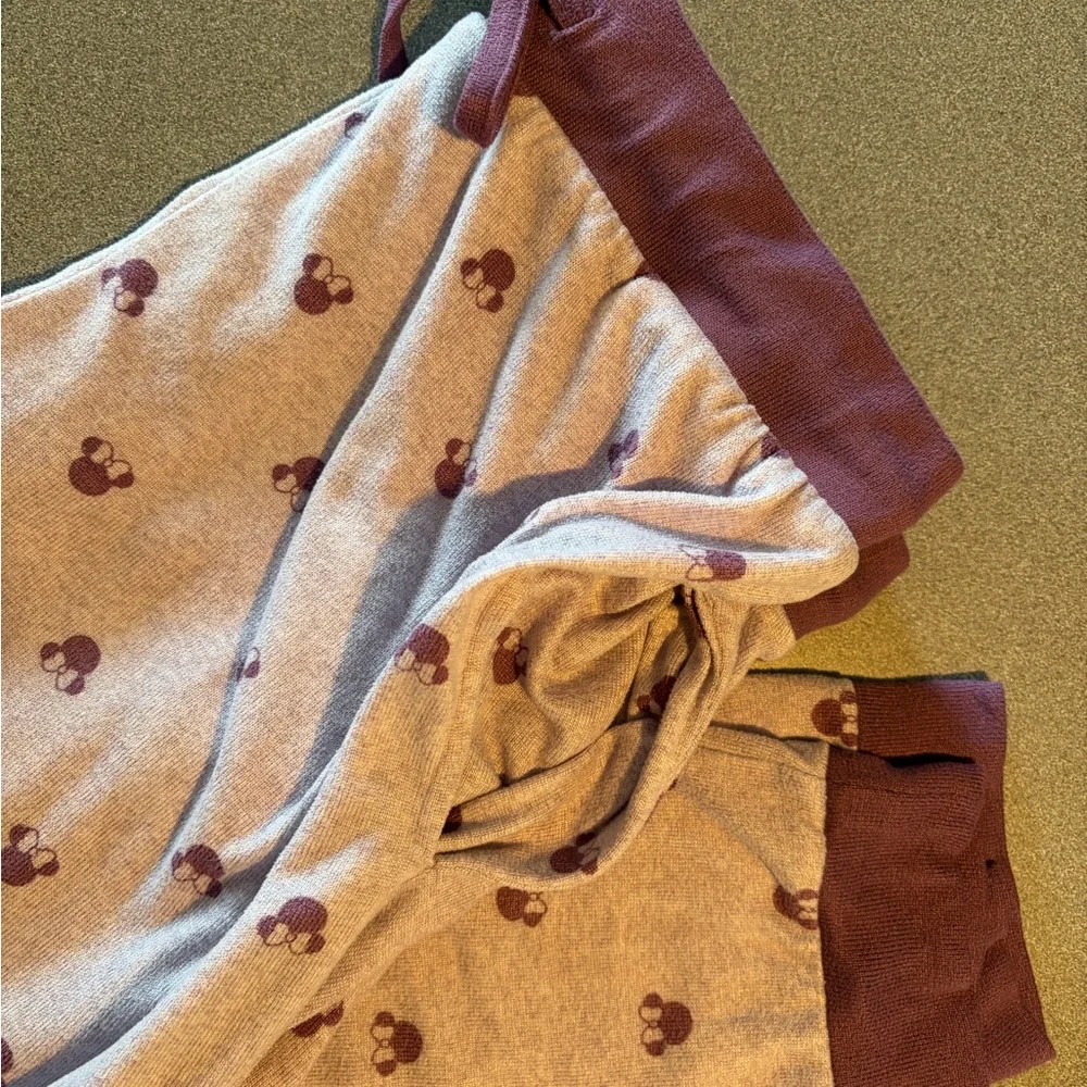 Disney Women’s Pajama Set with Purple‎ Minnie Mouse. Purple. Drawstring/pockets